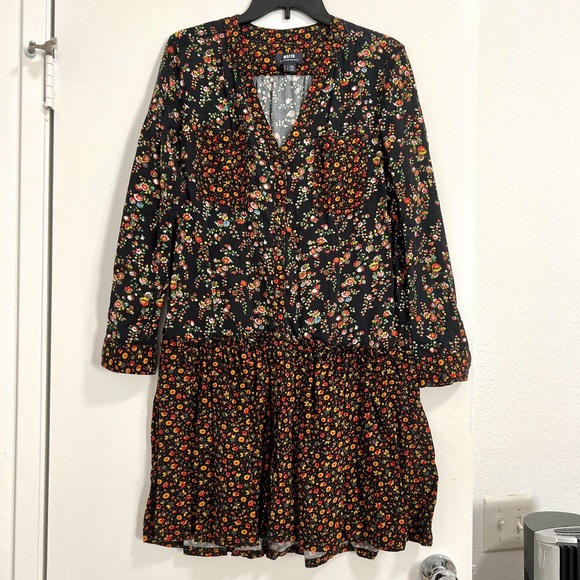 Maeve by Anthropologie Marlie Button-Front Chambray Tunic Dress - Picture 3 of 12